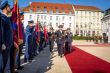 Ceremoniál pripínania stúh na bojové zástavy.