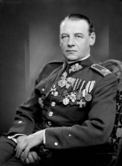 gen. Rudolf Viest